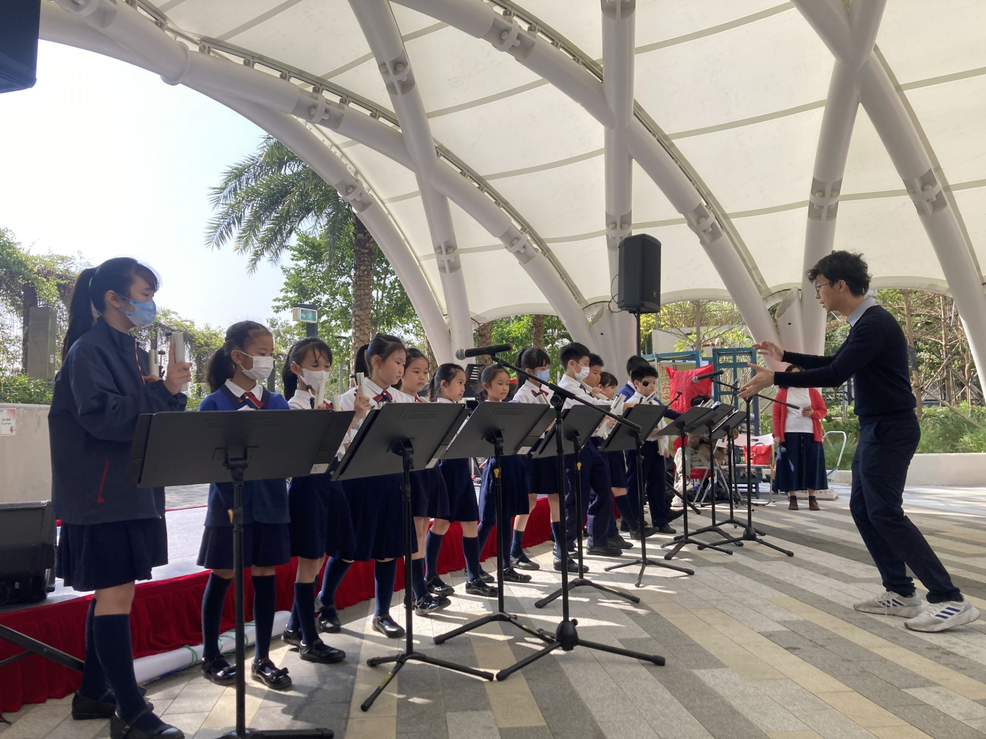 12月7日皇后山邨報佳音